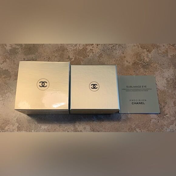 CHANEL SUBLIMAGE EYE CREAM EMPTY gift BOX ONLY CC LOGO GOLD - Picture 2 of 3